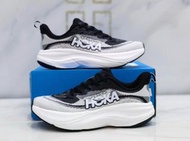 👟HOKA ONE ONE SKYFLOW舒適防滑耐磨 低幫 休閒波鞋 女款 白黑