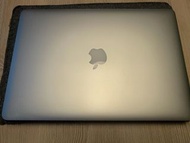 售MacBook pro 15’ 2015年款，2016年購入原價87000