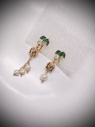 C&W 日本進口天然淡水異型珍珠鈴蘭花苞吊墜夾式耳環耳夾