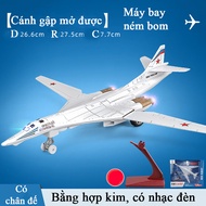 Mô hình máy bay ném bom TU-160 bằng hợp kim có nhạc và đèn kèm chân đế cánh mở tự động