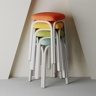 現貨！塑料椅 椅子 塑膠椅 家用簡約塑料凳子創意成人凳網紅餐椅批發學生宿舍出租屋風板凳