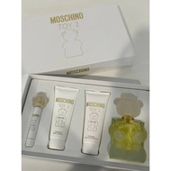 ORI_M O S C H I N O_TOY 2 EDP 4IN1 SET (10ML,100ML,BATH & SHOWEL GEL , BODY LOTION)