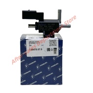 1Pcs Turbocharger Boost Solenoid Valve For Jetta Golf Passat CC Tiguan A3 A4 A6 A8 TT EA888 2.0TFSI 