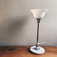 1980年代歐洲厚實大理石鬱金香桌燈