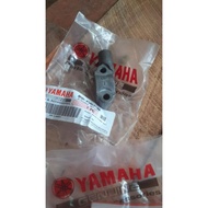 Master cylinder bracket right mirror mount freego free go mio gear 125 fazzio original ygp B5D-F5867