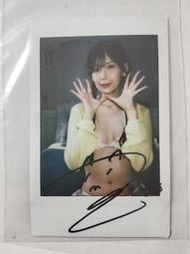 【C-02】＜●特典展示●＞AV女星《明里紬 明里つむぎ》限量簽名拍立得 REbecca h_346rebd814