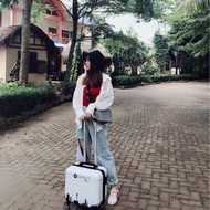 18inch luggage /18 inch Luggage /18 inch  Backpack  / 18 inch suitcase / large suitcase / travel bag / traveling backpack / 18吋行李箱/18吋/18吋旅行箱/大行李箱/旅行包