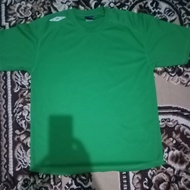 kaos umbro pria