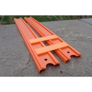Hot Wheels Track Spacer
