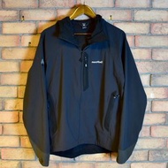 Montbell Crag Parka 擋風潑水外套