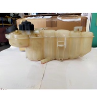 PORSCHE 996 WATER TANK RESERVIOR - 996 106 157 03