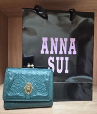 義賣 Anna Sui 真皮銀包 日本版 綠及布袋色 新淨 用了大半年 原價$1200 可放卡和 Coins 議價及非誠勿擾!!!