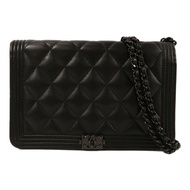 CHANEL 羊皮皮革Boy Wallet On Chain So Black鏈帶肩背袋