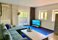 Slupsk forest PREMIUM HOTEL APARTAMENT M6 - Kaszubska street 18 - Wifi Netflix Smart TV50 - two bedr