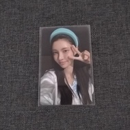 wts illit yunah youtube gift 1.0