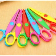 CUTTING CRAFT SCISSORS Random Design