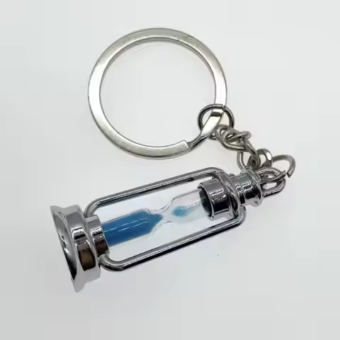 Nostalgic Metal Hourglass Keychain Retro Metal Craft Lamp Hourglass Lightweight Car Hourglass Pendan