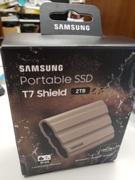 SAMSUNG SSD T7 Shield 2TB (奶茶棕)