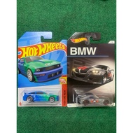 HOT WHEELS COMBO 07 FORD MUSTANG & BMW Z4 M
