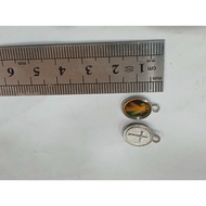 Small oval Jesus picture pendant