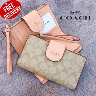 กระเป๋าสตางค์ COACH C2874 Tech Phone Wallet In Colorblock Signature Canvas ออก Shop USA รับประกันของแท้ 100%