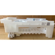 SAMSUNG REFRIGERATOR AUTOMATIC ICE MAKER