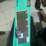 BT300 gaming Keyboard + mouse set