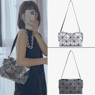 ♞ Issey Miyake Miyake 2023 New Summer Pillow Bag Geometric Diamond Box Bag Fashionable Shoulder Crossbody Bag Men's And Women's Handbag