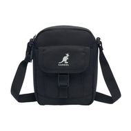 Kangol Small side bag กระเป๋าสะพายข้าง ติดโลโก้ Kangol สีดำ  กากี  เขียว 64551704