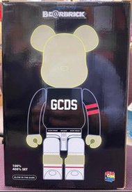 全新現貨 -  夜光  BE@RBRICK MACAU 2022  GCDS X BE@RBRICK 100%&400%