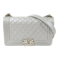 CHANEL 牛皮皮革Boy 25銀扣鏈帶肩背袋