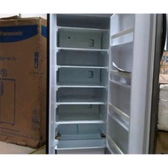 Freezer Panasonic 6 rak NR-AS17AH-SS