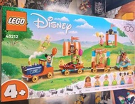 LEGO 樂高 43212 Disney 迪士尼 Celebration Train 迪士尼慶祝列車 套裝具有月台、引擎、3 段火車花車和 6 個 LEGO 小人仔：米奇、米妮、Moana、Peter