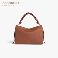 COCCINELLE กระเป๋าคลัทช์ผู้หญิง รุ่น BOHEME CLUTCH 190201 สี COGNAC/NOIR