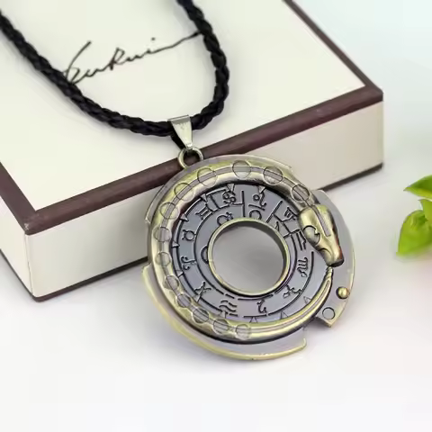 Fashion Metal Alloy Assassins Ezio Cosplay Pendant Necklace Knights Templar Iron Cross Necklaces For