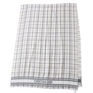 成色極佳，正品義大利製造 DIOR Homme 男士羊絨真絲披肩/圍巾，白色和灰色，帶有格子圖案。