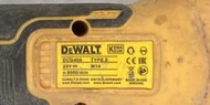 二手DEWALT得偉DCG405 20v 無碳刷砂輪機(無配件測試狀況如圖當銷帳零件品