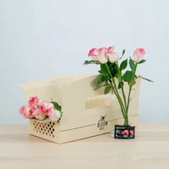 [SG Free Delivery] Only Roses DIY Bloom Box | The Bloom Box Fresh Flower Gift | Birthday Anniversary