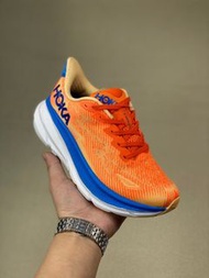 HOKA ONE ONE Clifton 9 Wide