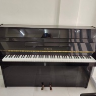 Piano Yamaha LU-80 Second Hitam