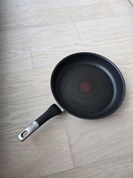 Tefal non-stick cooking pan (30cm inside circle) 