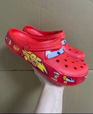 Cars x Crocs卡駱馳 Classic clog "Lightning McQueen" 休閒舒適 洞洞鞋 男女同款 帥氣紅色🔥🔥