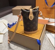 全場最平‼️LV fold me 薯條包