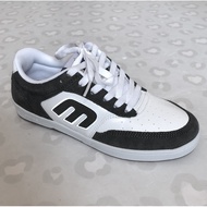 ETNIES - The Aurelien (Grey/White) Skate Shoes