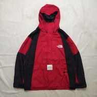 TNF VINTAGE GORETEX XCR