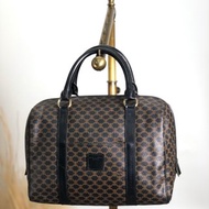 【 日本直送 名牌中古包 】CELINE સેલિન મકદમ 波士頓包 手提包 黑色 壓印標誌 PVC皮革 vintage jbwfvj