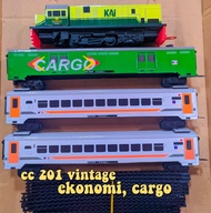 mainan kereta api indonesia,miniatur kereta api,cc 201 vintage,gerbong ekonomi,cargo