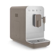 代購 解憂: SMEG斯麥格 BCC02全自動意式咖啡機家用打奶泡研磨一體