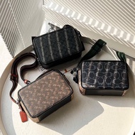 Coach Charter 24 Crossbody Men & CHARTER CROSSBODY 19 IN SIGNATURE CANVAS