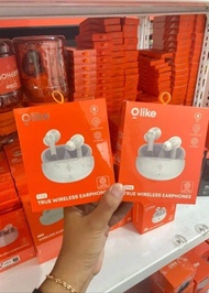 ROBOT T30 TWS Headset / earphone / headphone  bluetooth Bt AIRBUDS